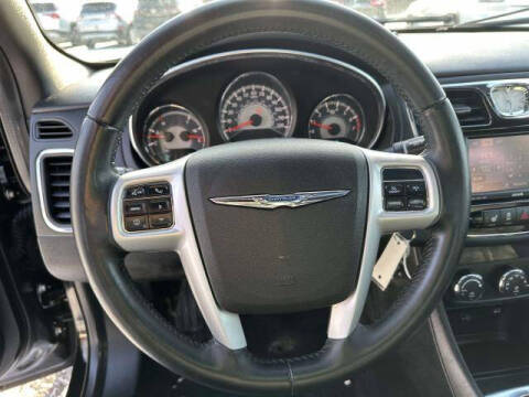 2013 Chrysler 200 Limited