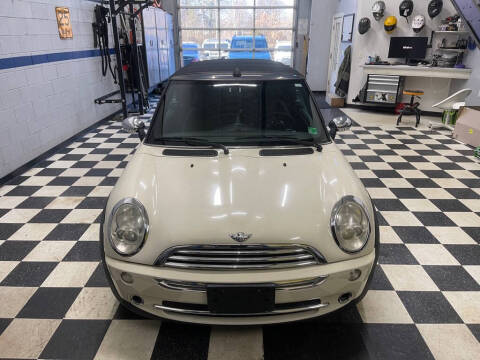 2006 MINI Cooper for sale at Euro Auto Sport in Chantilly VA
