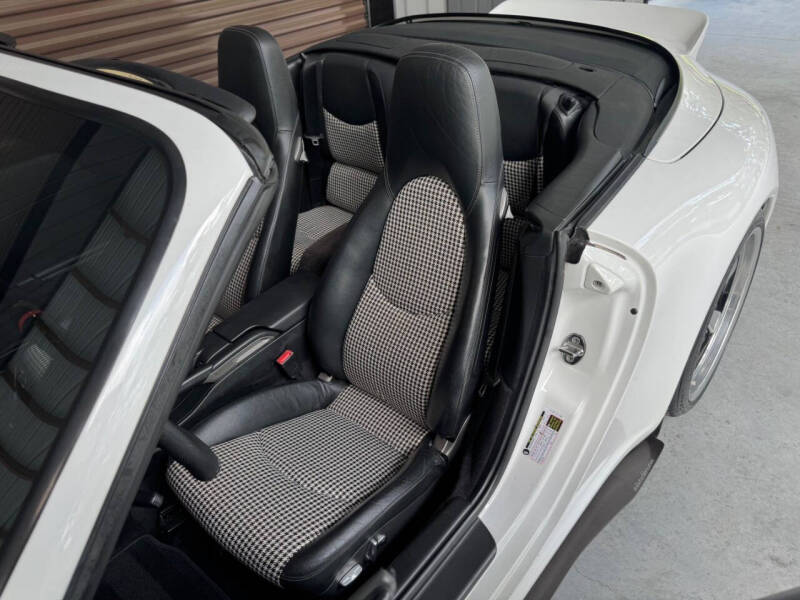 2006 Porsche 911 Carrera