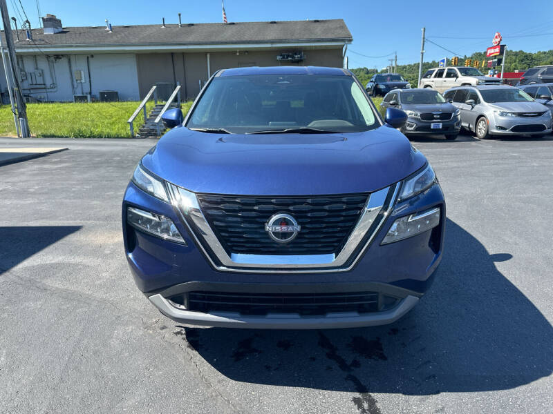 2023 Nissan Rogue SV photo 4