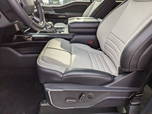 2023 Ford F-150 Lightning Platinum