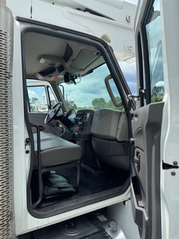 2013 International DuraStar 4400