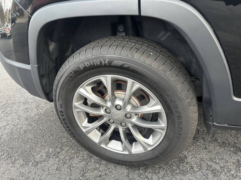 2019 Jeep Cherokee Latitude Plus