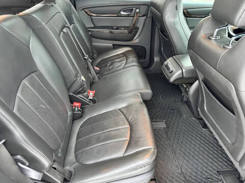 2016 GMC Acadia Denali