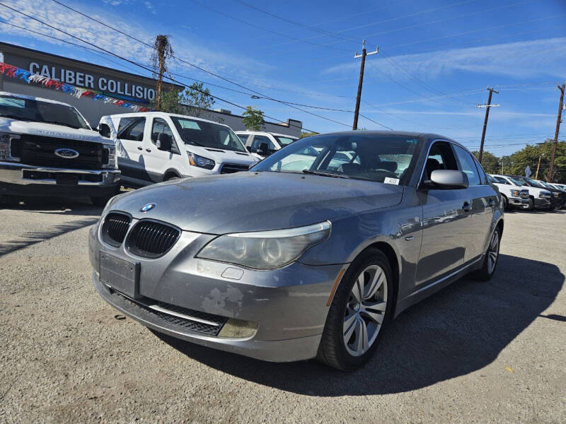 2009 BMW 5 Series 528i photo 8