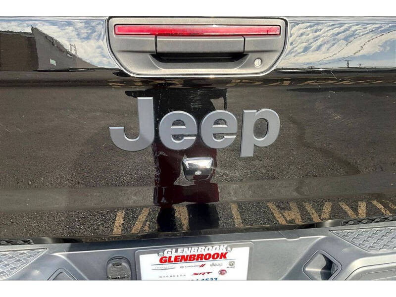 2024 Jeep Gladiator Sport