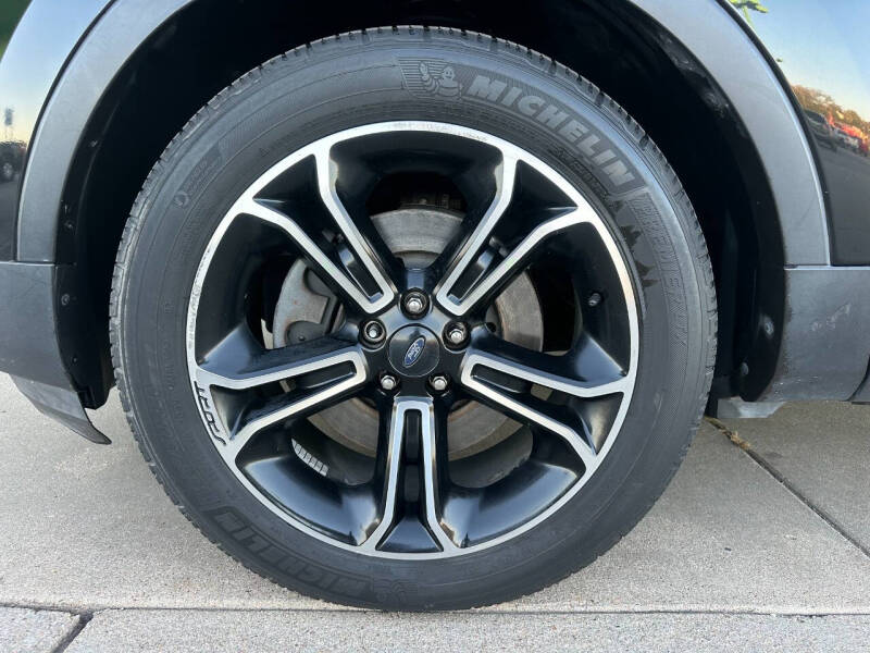 2015 Ford Explorer Sport