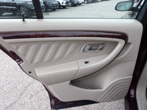 2011 Ford Taurus Limited