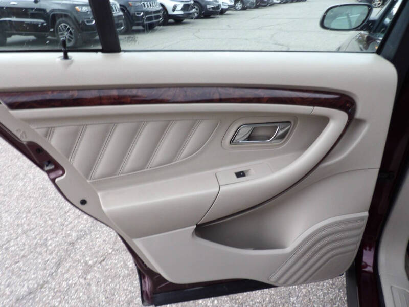 2011 Ford Taurus Limited