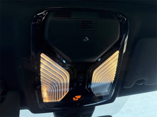 2024 BMW 3 Series 330i xDrive