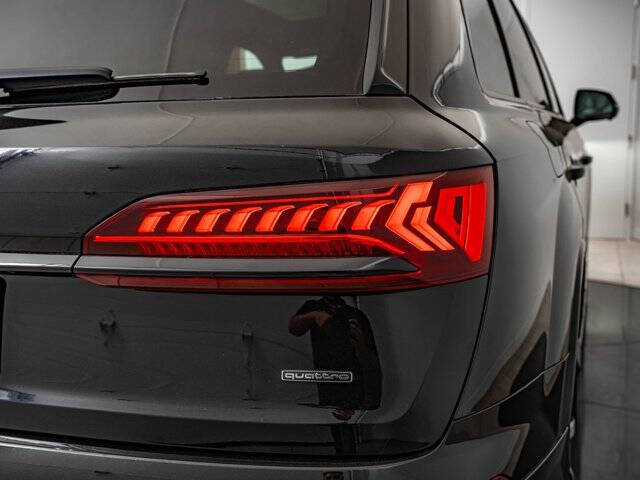 2023 Audi Q7 quattro Premium Plus 55 TFSI