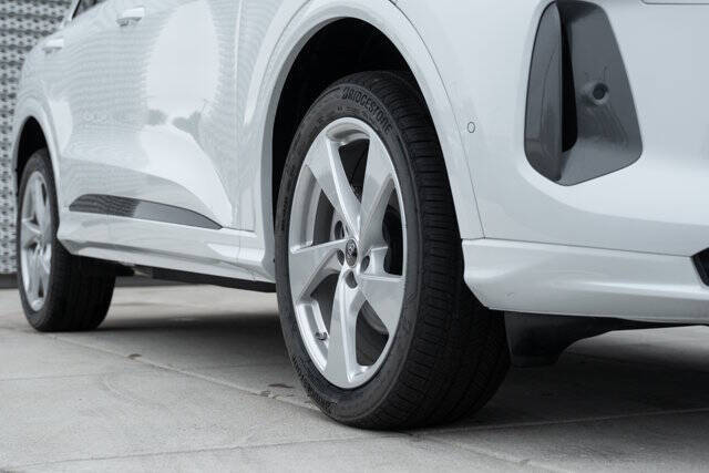 2025 Audi Q5 quattro Premium Plus TFSI