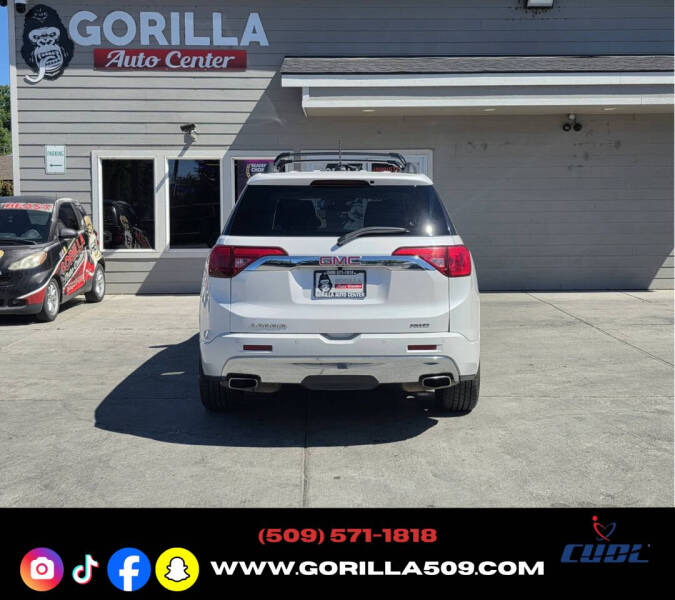 2017 GMC Acadia Denali