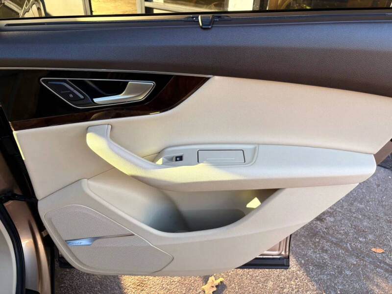 2019 Audi Q7 quattro Prestige 55 TFSI