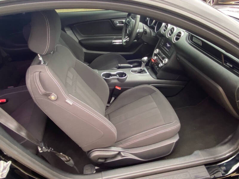 2019 Ford Mustang EcoBoost