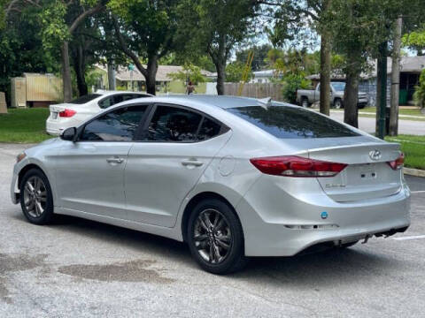 2018 Hyundai Elantra