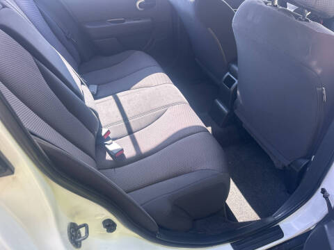 2008 Nissan Versa 1.8 S