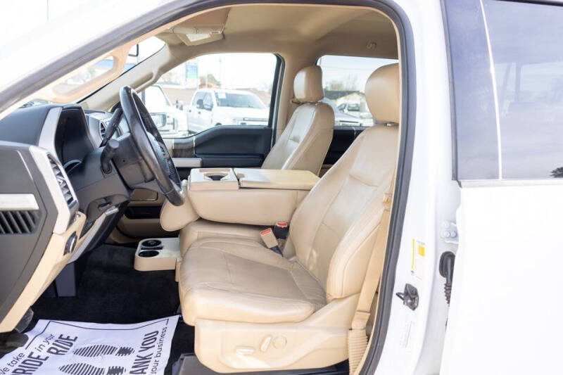 2017 Ford F-350 Super Duty Lariat