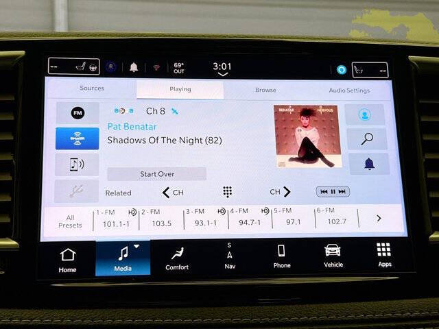 2024 Chrysler Pacifica Plug-In Hybrid Select