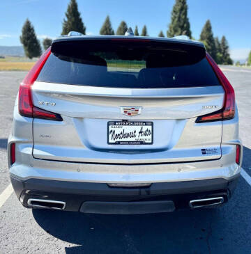 2024 Cadillac XT4 Premium Luxury