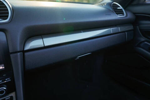 2021 Porsche 718 Boxster