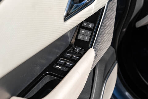2019 Land Rover Range Rover Velar P250 R-Dynamic SE