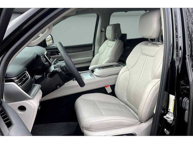 2024 Jeep Wagoneer Series III