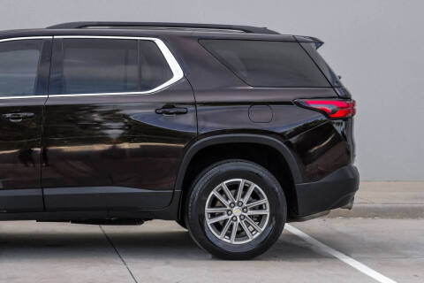 2022 Chevrolet Traverse LT Leather