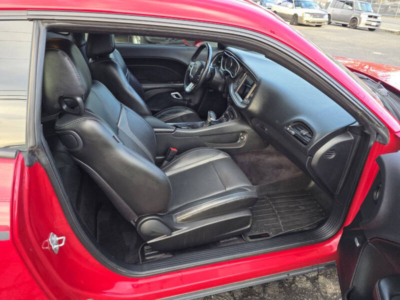 2017 Dodge Challenger GT