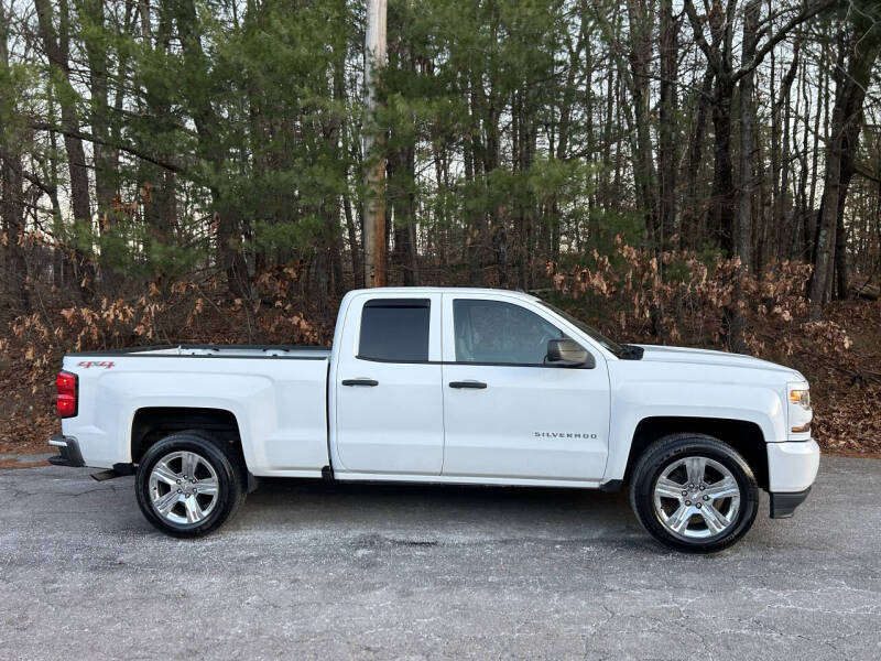 2017 Chevrolet Silverado 1500 Custom