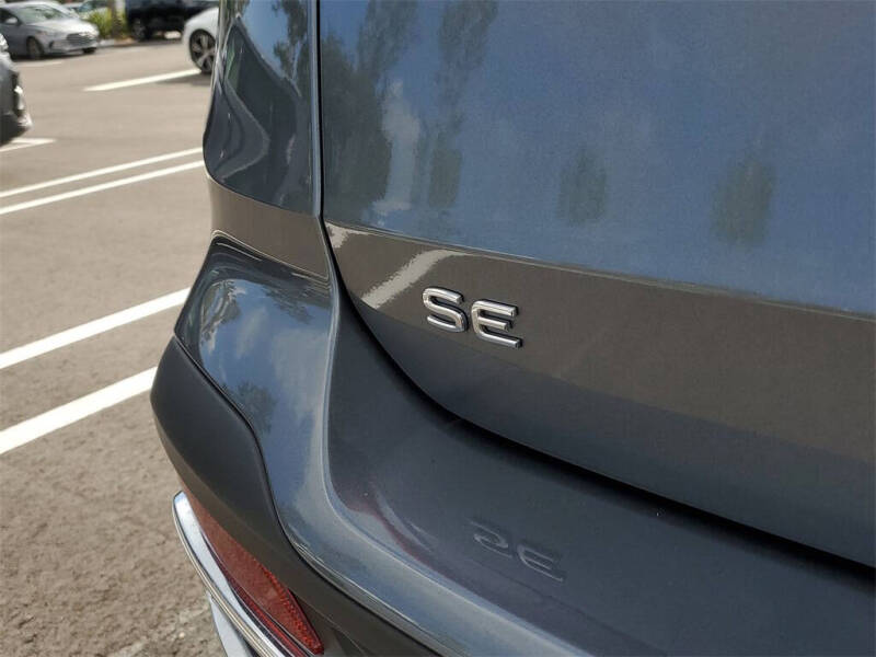 2024 Volkswagen Taos SE 4Motion