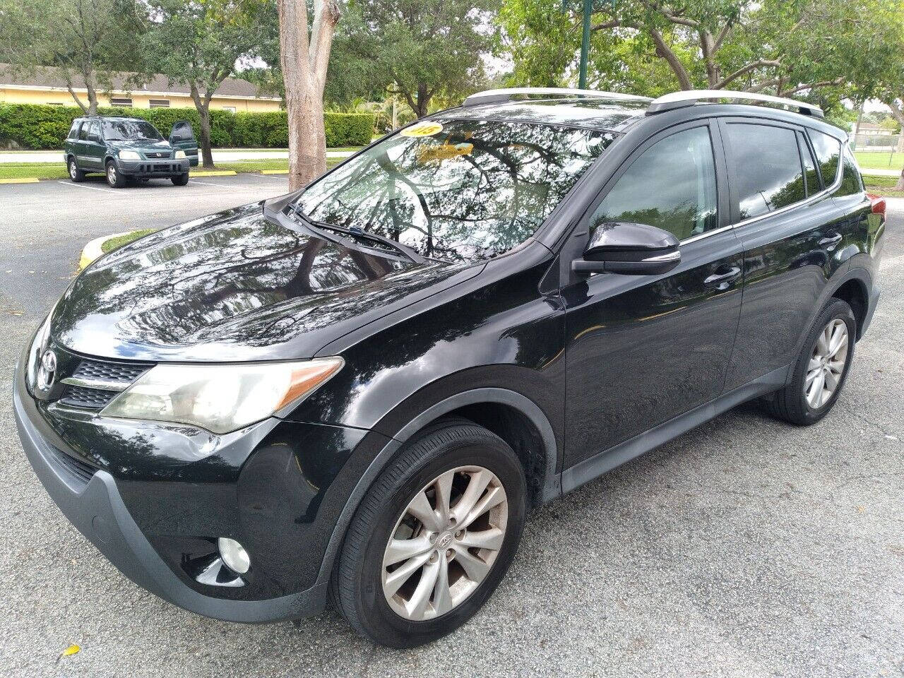 2015 TOYOTA RAV4 SUV / Crossover - $18,999