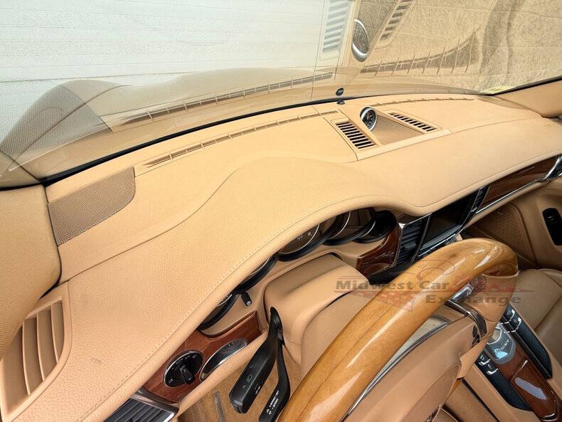 2011 Porsche Panamera