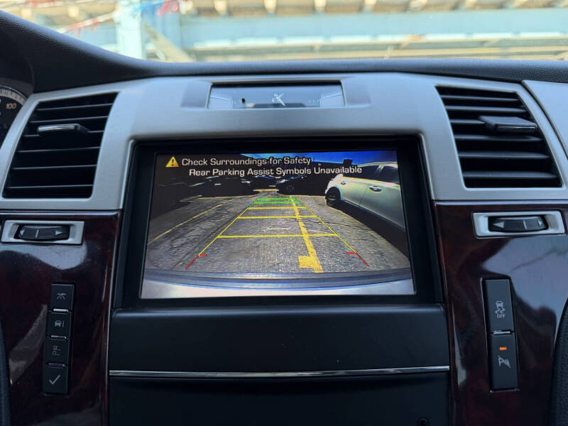 2013 Cadillac Escalade Luxury