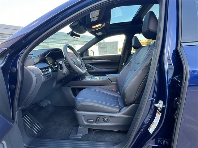 2026 Infiniti QX60 Sport