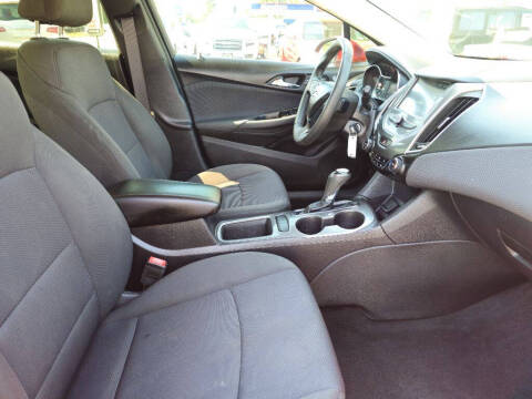 2017 Chevrolet Cruze LT Auto