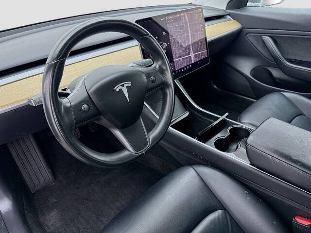 2019 Tesla Model 3 Standard Range Plus