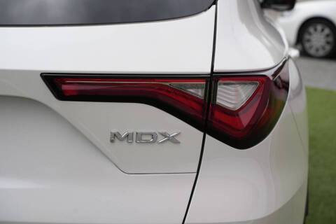 2023 Acura MDX w/Tech