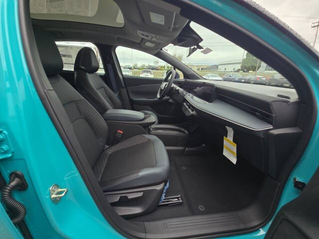 2026 Nissan LEAF Platinum+