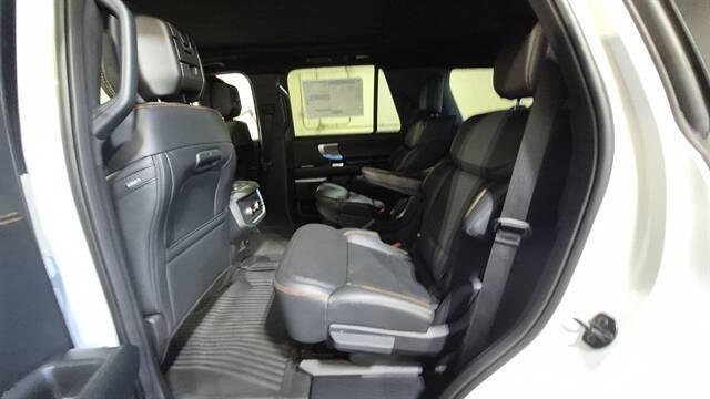 2027 Ford Expedition Tremor