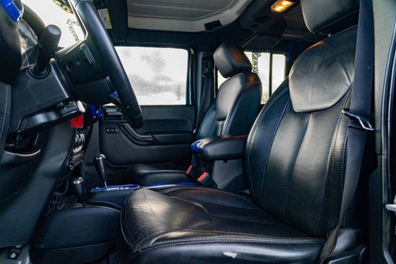 2017 Jeep Wrangler Unlimited Smoky Mountain