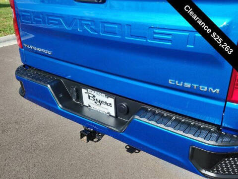 2022 Chevrolet Silverado 1500 Custom