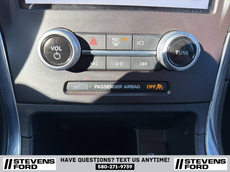 2021 Ford Edge Titanium