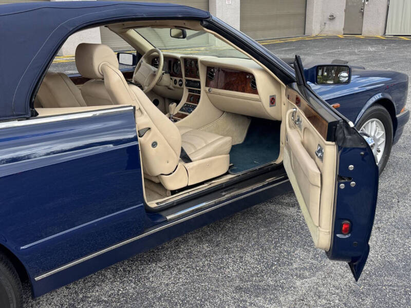 2000 Bentley Azure
