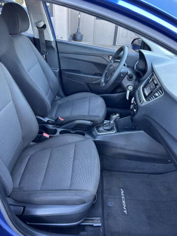 2019 Hyundai Accent SE