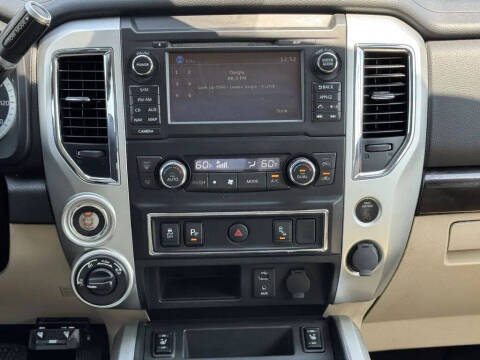 2018 Nissan Titan SV