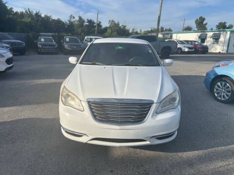 2013 Chrysler 200 LX