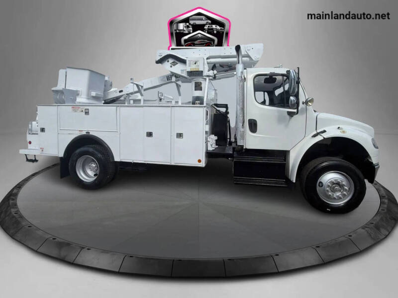 2014 Freightliner M2 106
