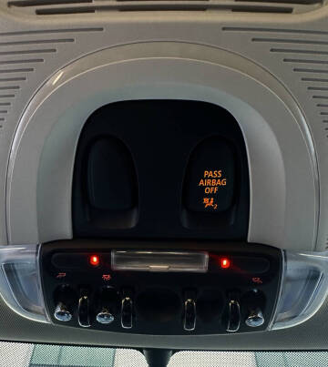 2017 MINI Hardtop 4 Door Cooper