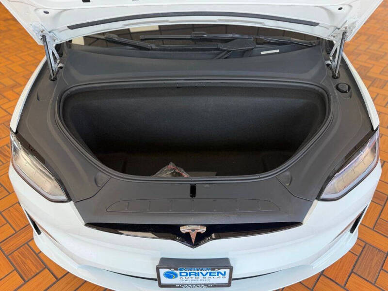 2023 Tesla Model X Standard Range